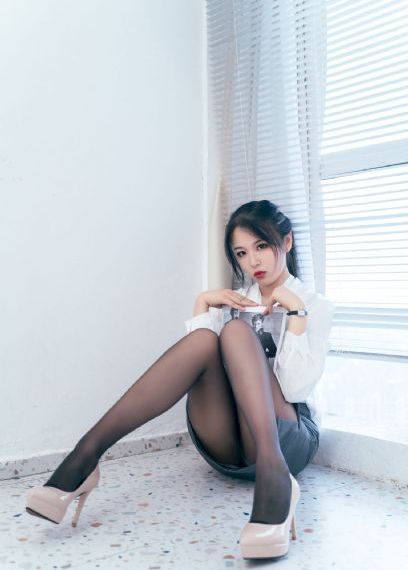 一触即发电视剧32集免费观看_高清电影全集观看