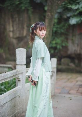 《苦月亮》_在线免费观看电影