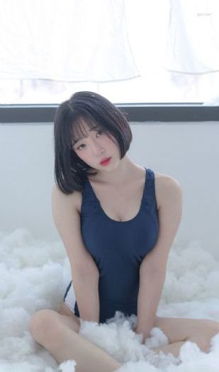 没戴奶罩的妇女_高清电视剧观看