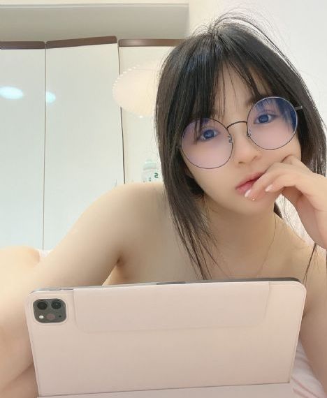 你可以碰我一分钟 动漫_超清在线视频播放